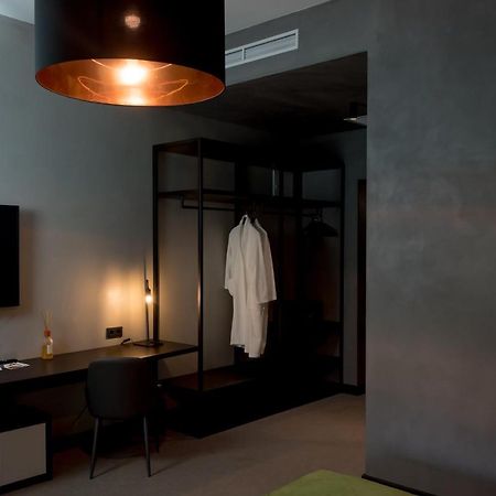 Brik Hotel โอเดสซา ภายนอก รูปภาพ