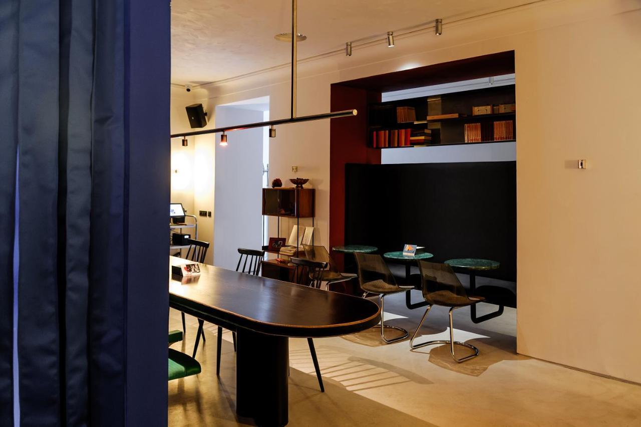 Brik Hotel โอเดสซา ภายนอก รูปภาพ